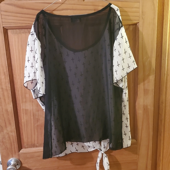 Luv Me More Sheer Top XL - Picture 4 of 4